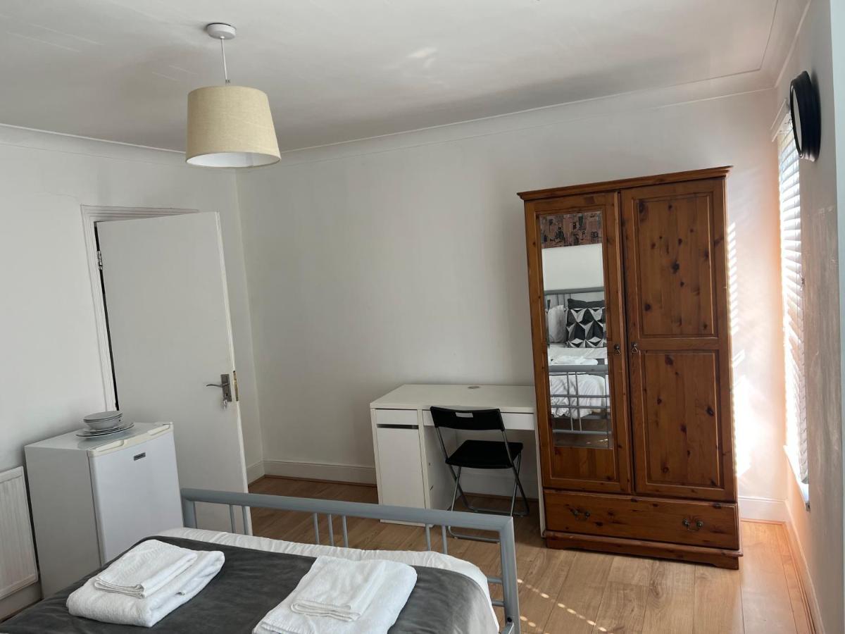 Central Stratford Cozy Double Room London Exterior photo